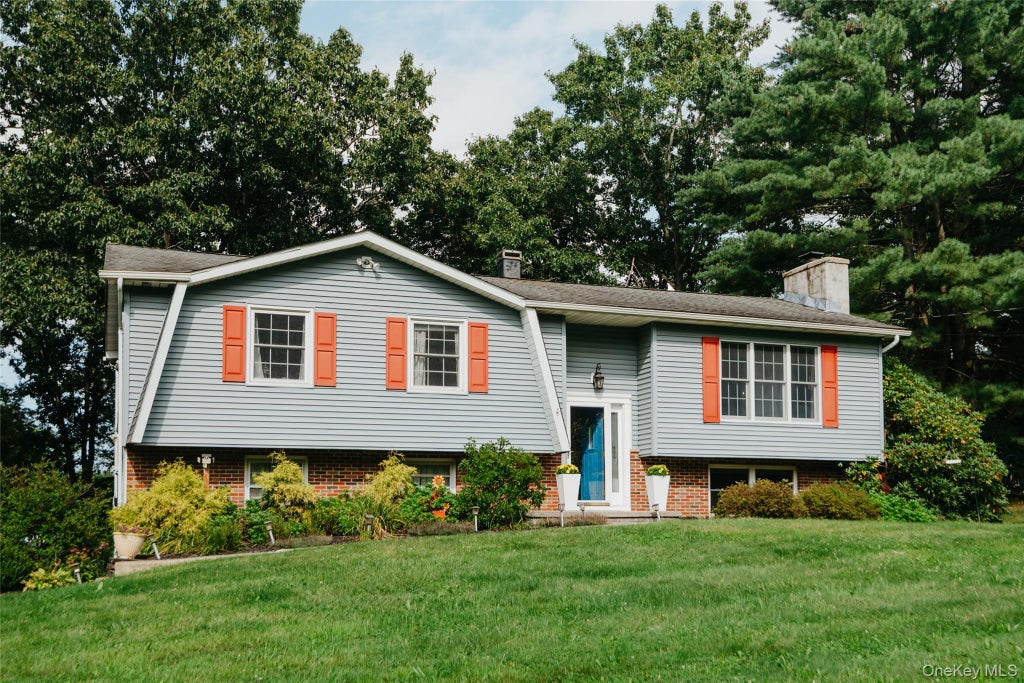 Photo of 7 Tina Drive, Highland, NY 12528 (MLS # 1046947)