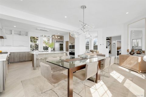 1475 Roosevelt Place Pelham NY 10803