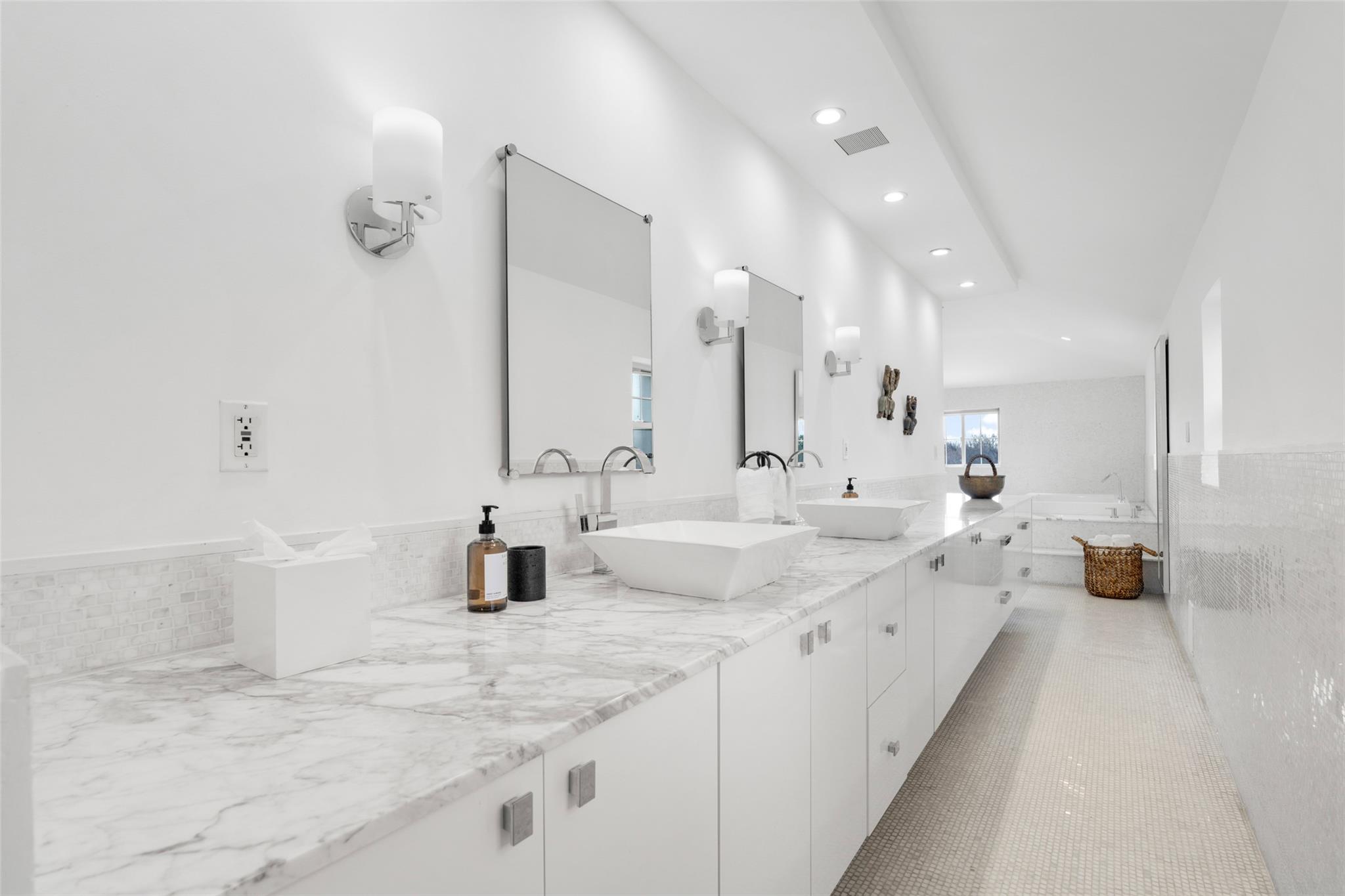 1475 Roosevelt Place, Pelham, New York image 22