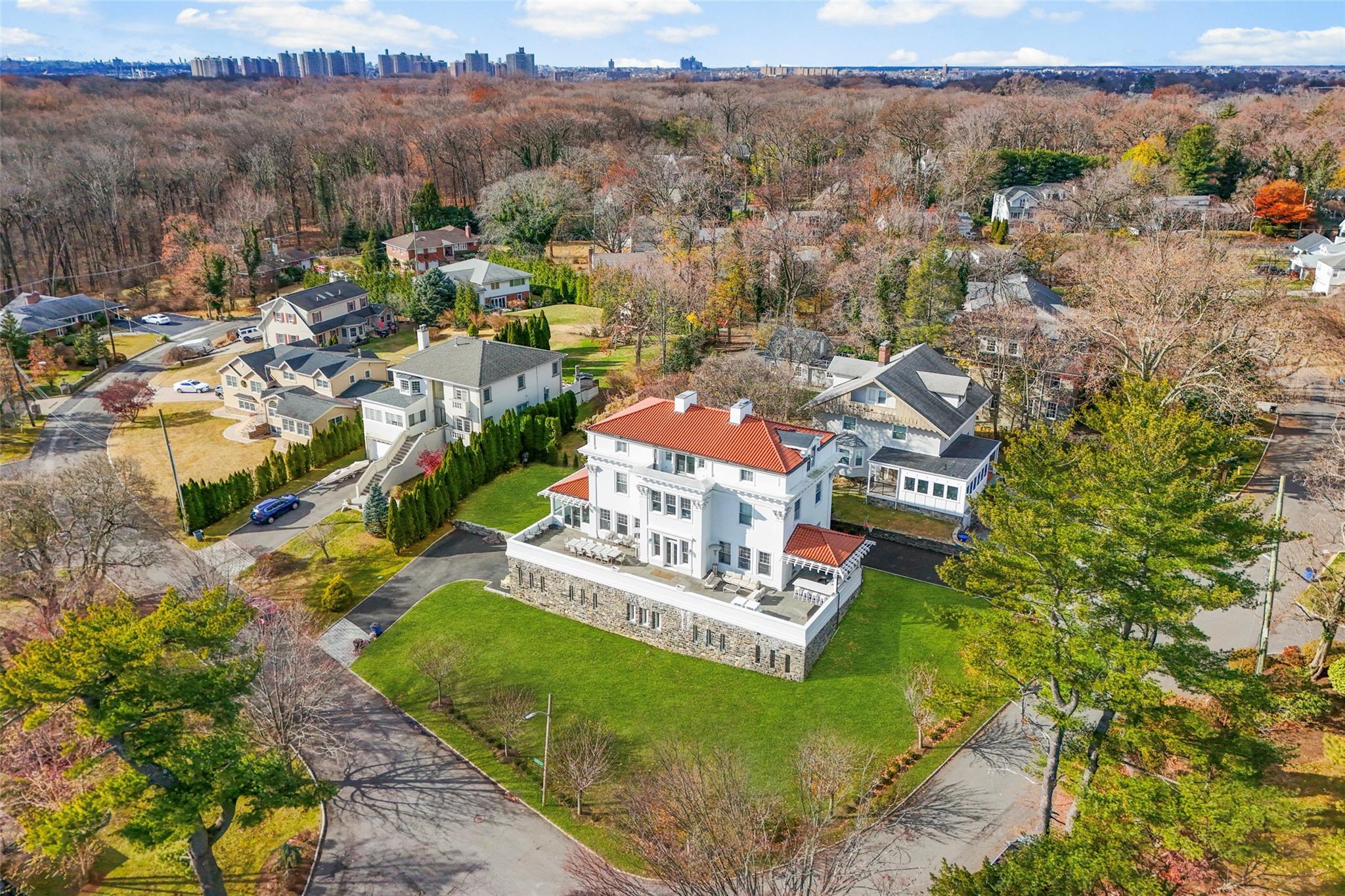 1475 Roosevelt Place, Pelham, New York image 36