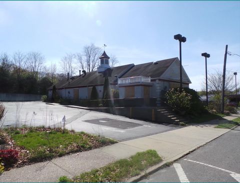 553 Hawkins Avenue Ronkonkoma NY 11779