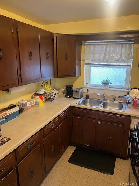 66 Lee Avenue First Floor