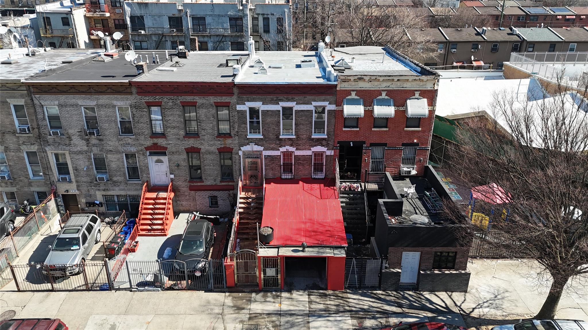 353 Pennsylvania Avenue