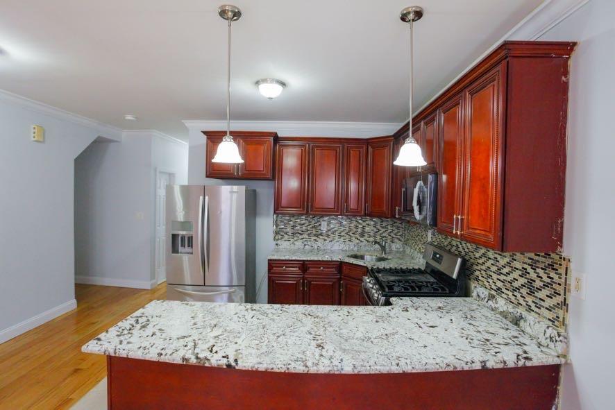 353 Pennsylvania Avenue