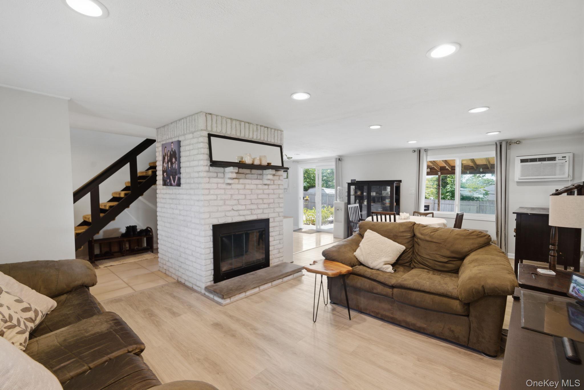 14 Lehigh Lane