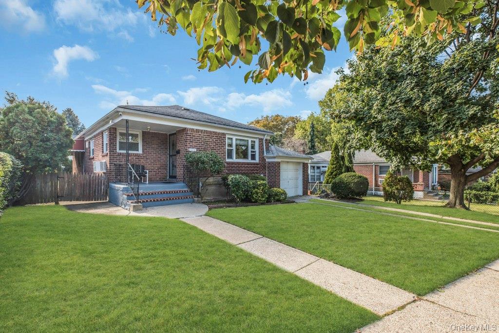 Photo of 5310 Overbrook Street, Douglaston, NY 11362 (MLS # 1055044)