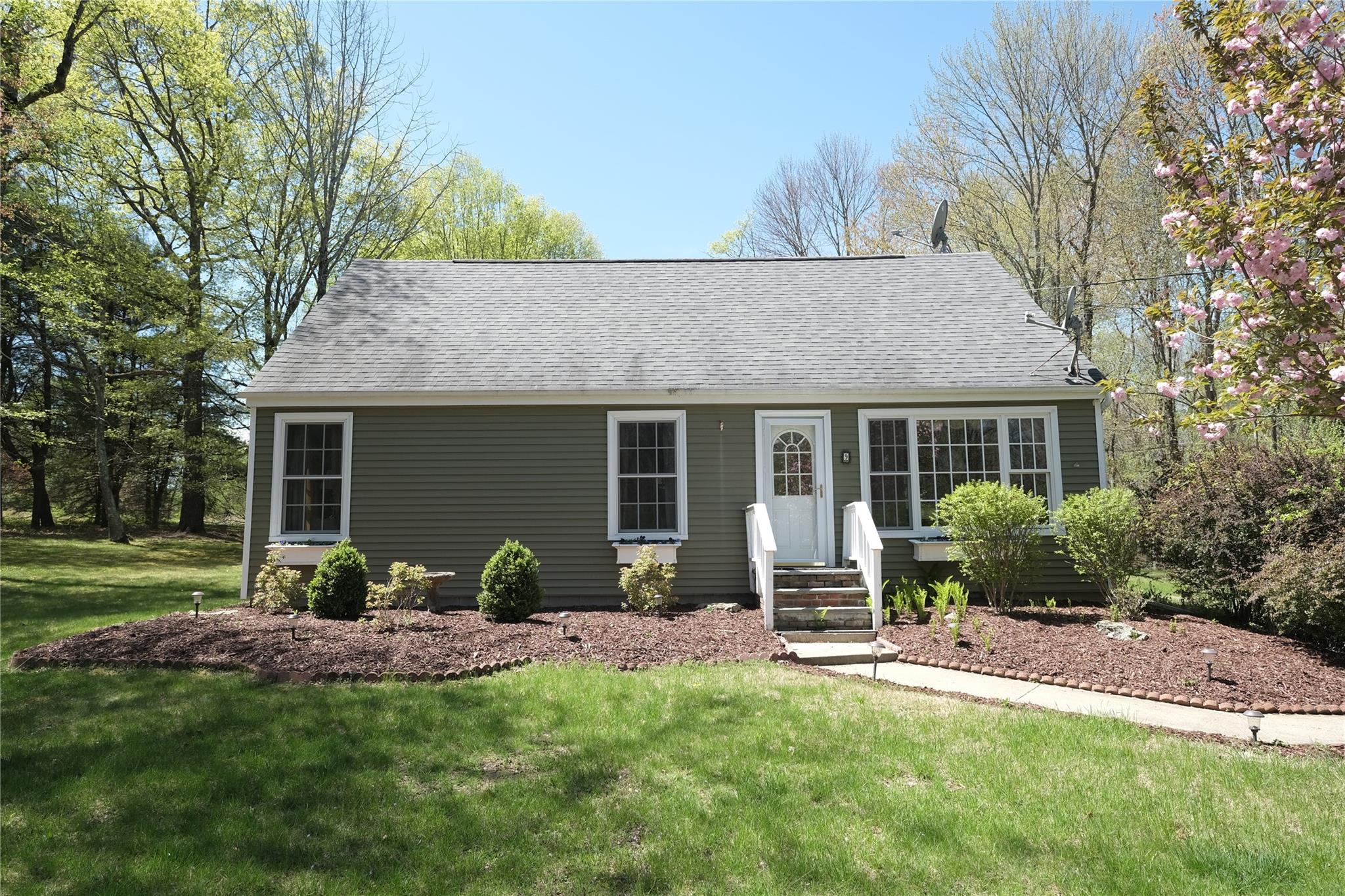 Rhinebeck, New York 12572, United States, 2 Bedrooms Bedrooms, ,2 BathroomsBathrooms,Residential,Active,158636 Rhinebeck, New York 12572, United States, 2 Bedrooms Bedrooms, ,2 BathroomsBathrooms,Residential,Active,158636