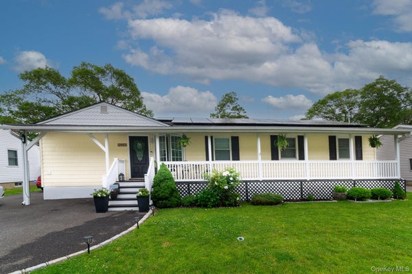 1993 LINCOLN AVE, HOLBROOK, NY 11741 - Image 504f34672b93325e0607e648bee2b341/1677507491