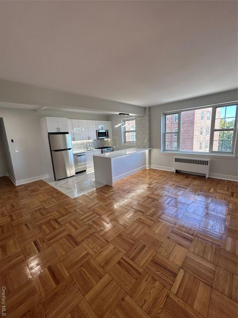 230 Pelham Road 3N New Rochelle NY 10805