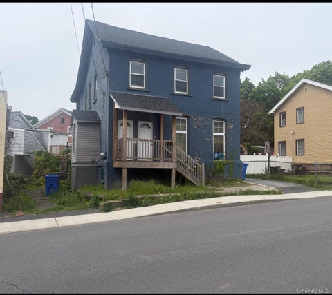 Multifamily For Rent - 8 Roberts Street #2-A<br/> Middletown, NY 10940