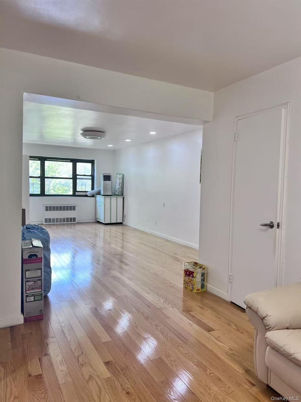 Photo of 138-20 31 Road #2C, Flushing, NY 11354 (MLS # 980905)