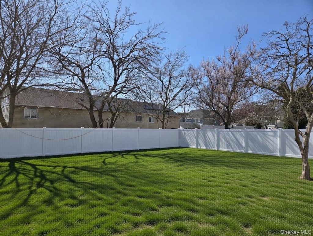 Photo of 267 Morris Avenue, Inwood, NY 11096 (MLS # 968861)