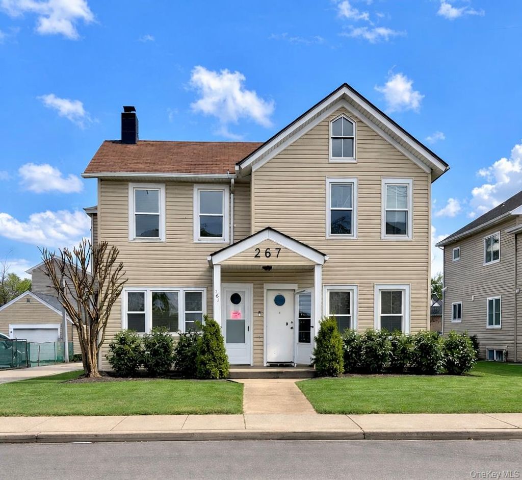 Photo of 267 Morris Avenue, Inwood, NY 11096 (MLS # 968861)