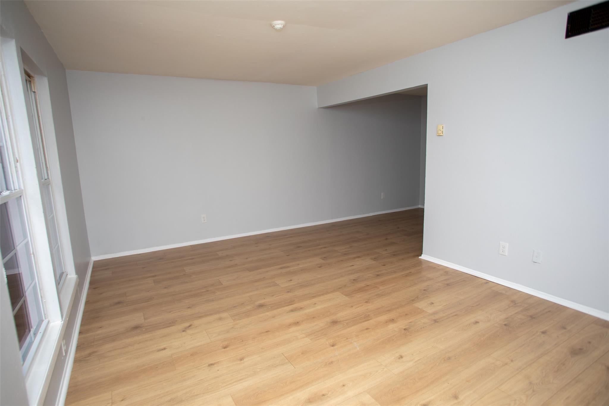 5 Ethan Allen Court, Ridge, New York image 10