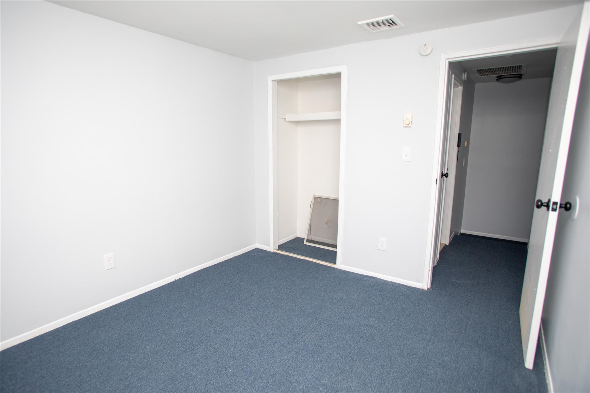 5 Ethan Allen Court, Ridge, New York image 25