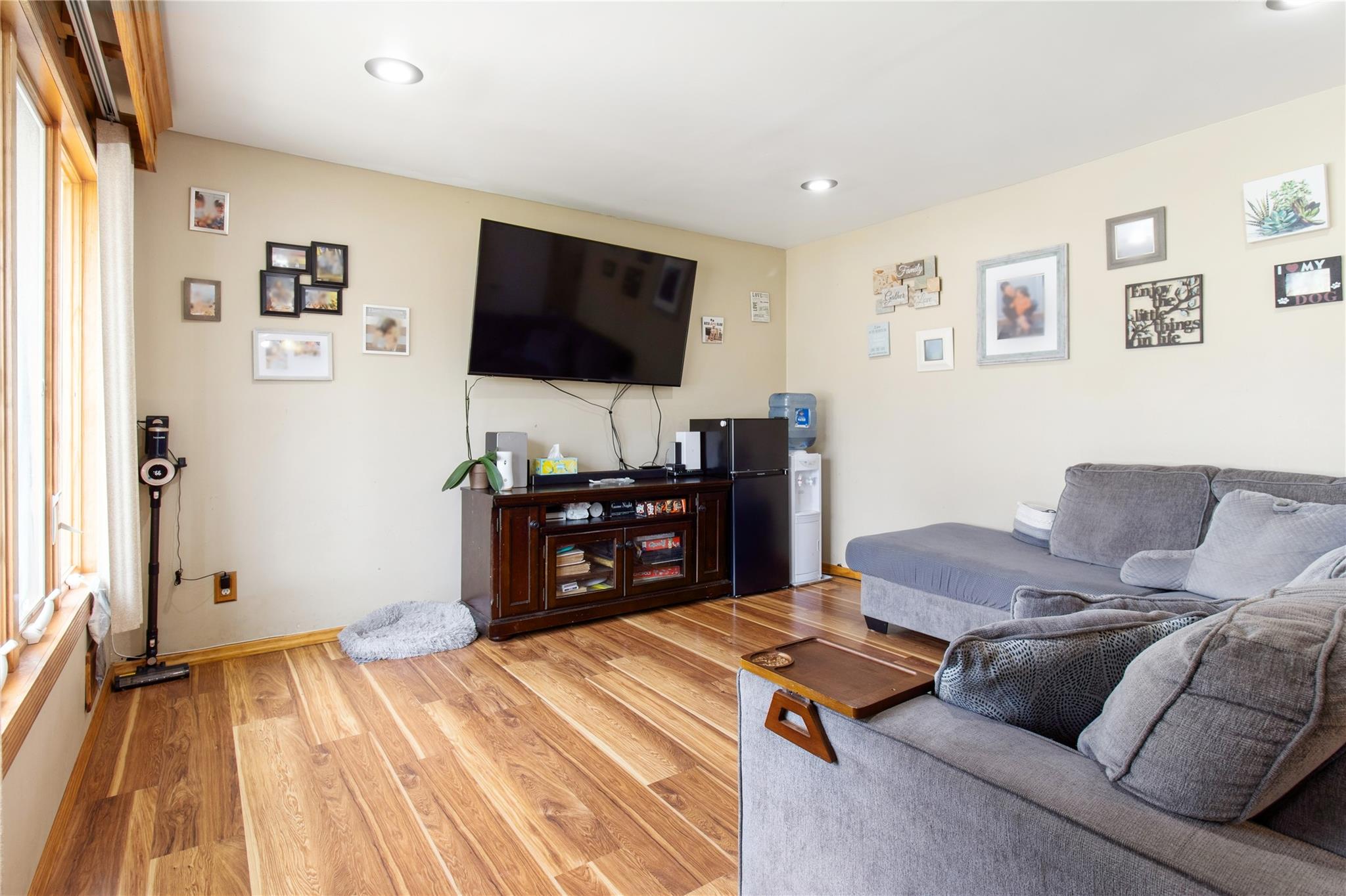 1614 Brightshore Boulevard, Bay Shore, New York image 2