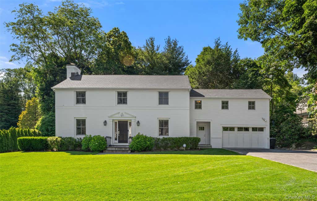 Photo of 57 Tisdale Road, Scarsdale, NY 10583 (MLS # 1016186)