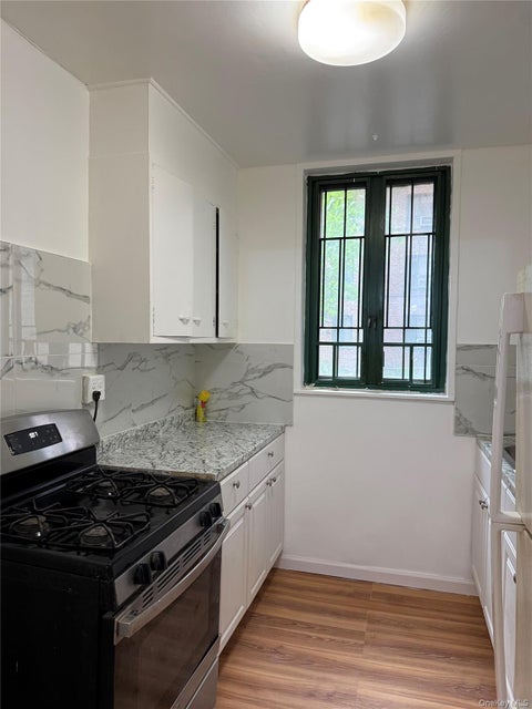 Condo For Sale - 1501 Metropolitan Avenue #MG<br/> Bronx, NY 10462