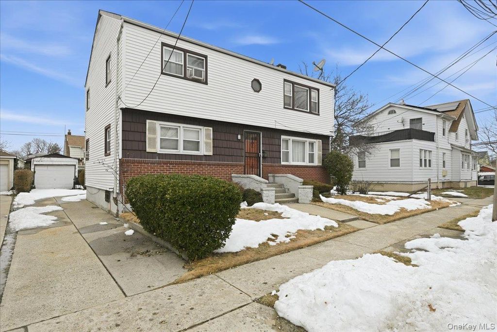 Photo of 13514 220th Street, Laurelton, NY 11413 (MLS # 963731)