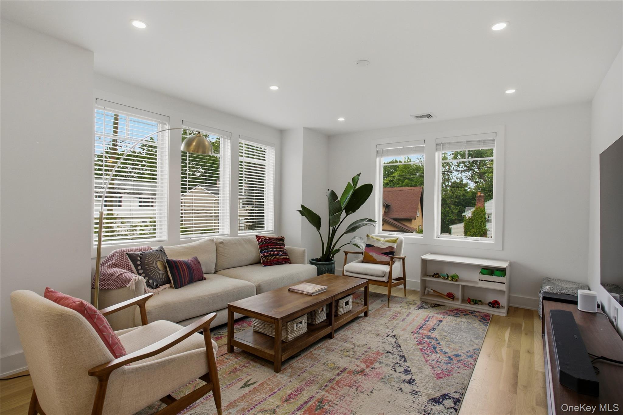 525 3rd Street