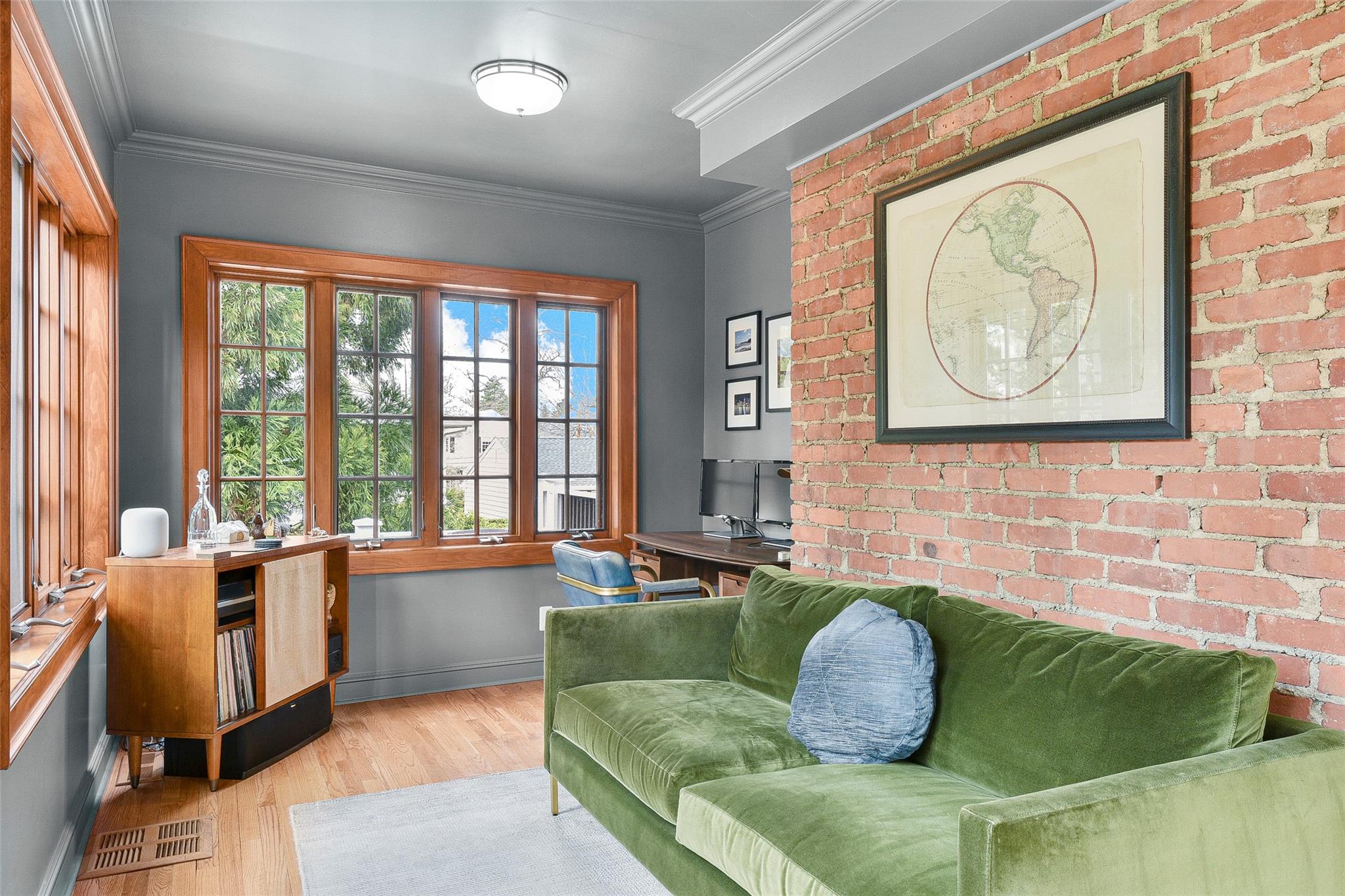 16 Locust Avenue, Larchmont, New York image 10
