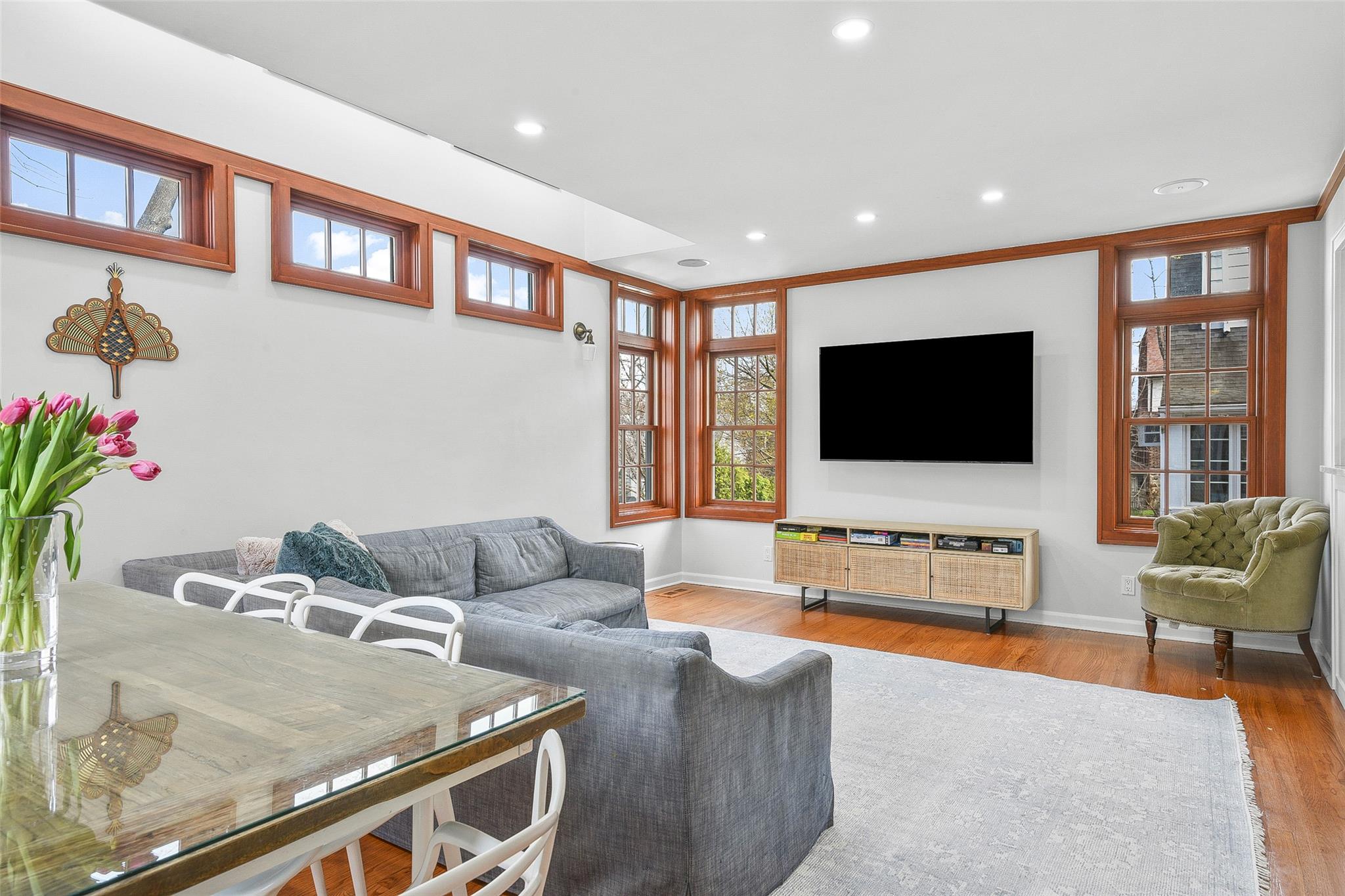 16 Locust Avenue, Larchmont, New York image 19