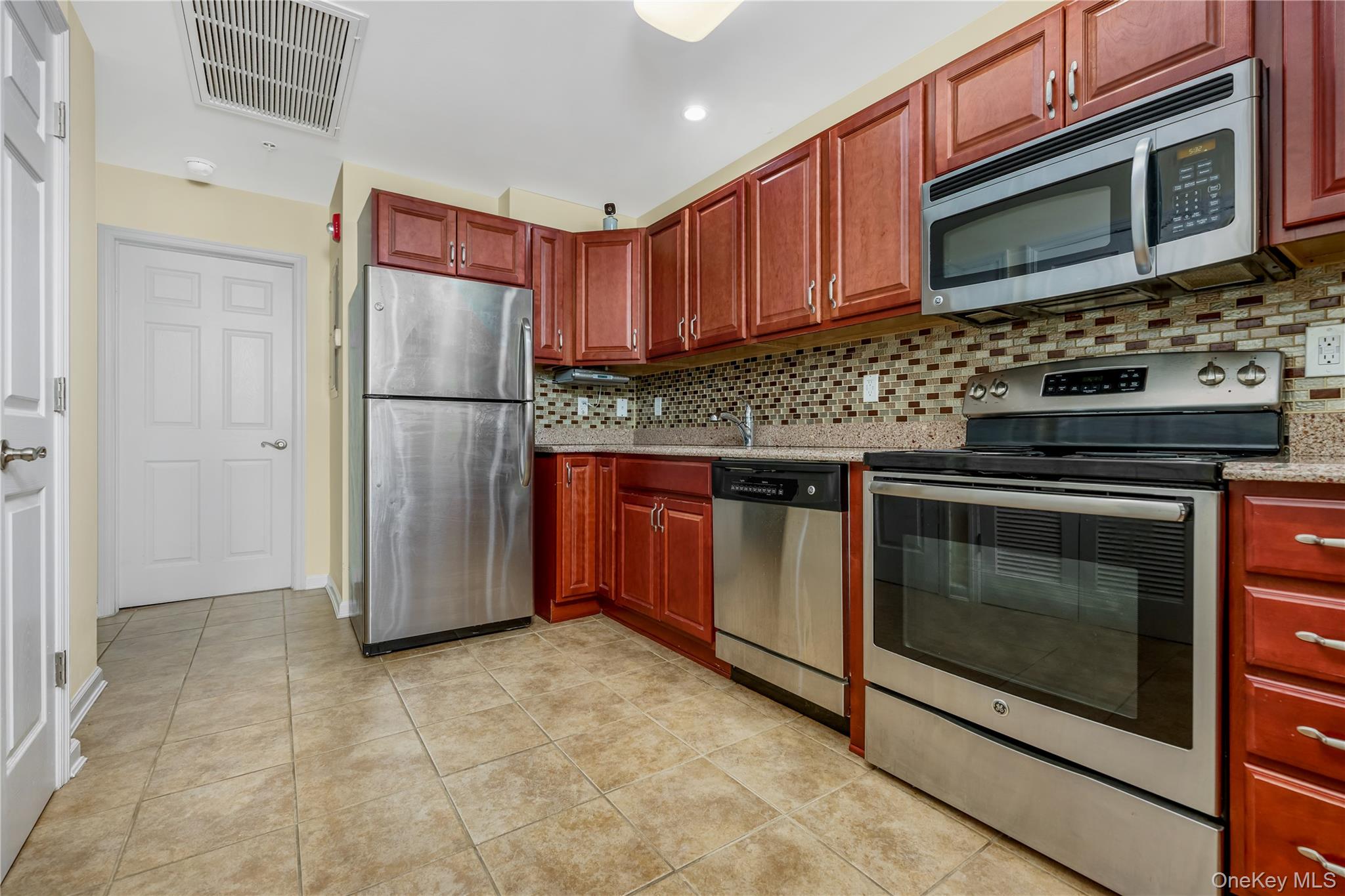 212 Willow Lane - Photo 4