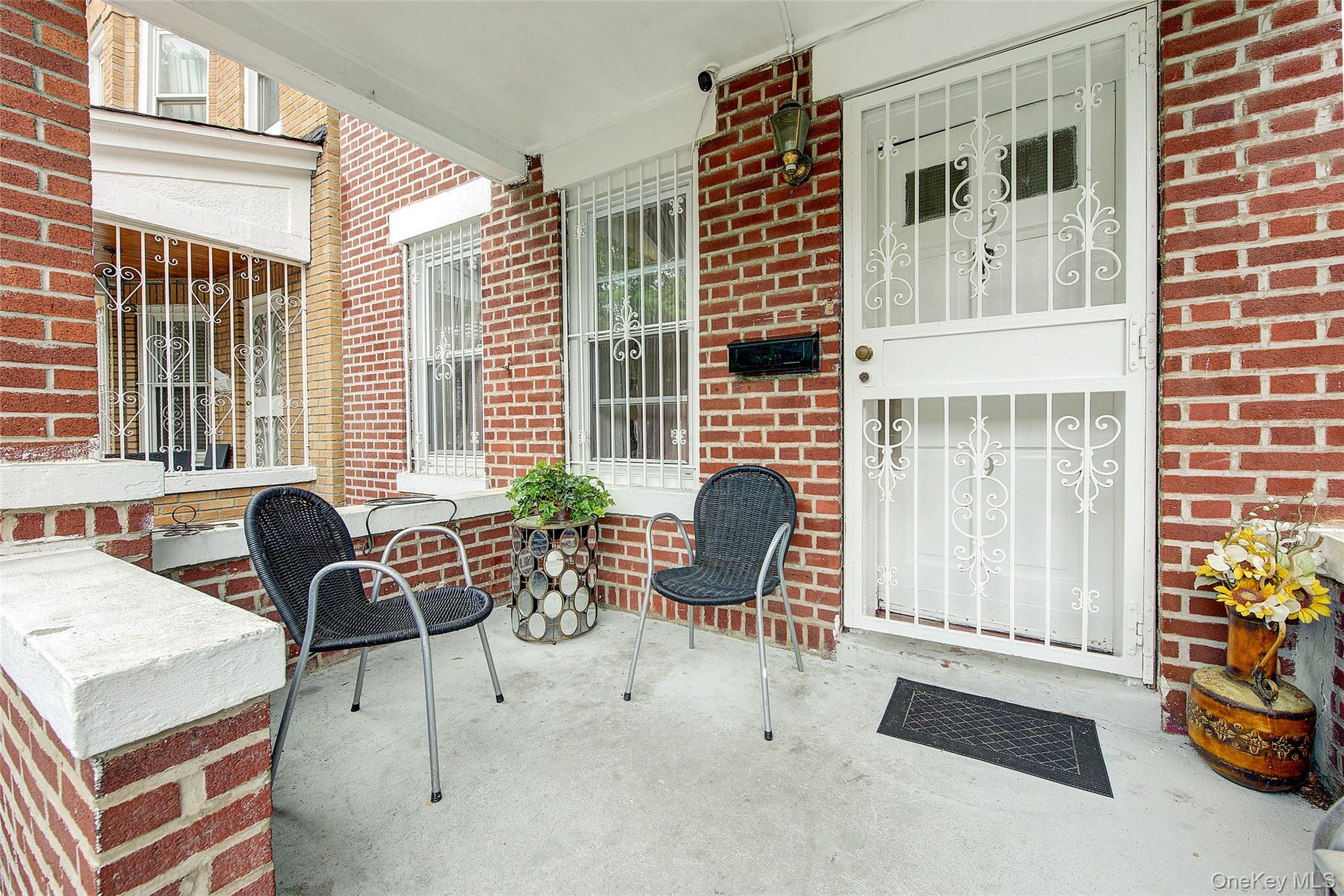 9 Adler Place