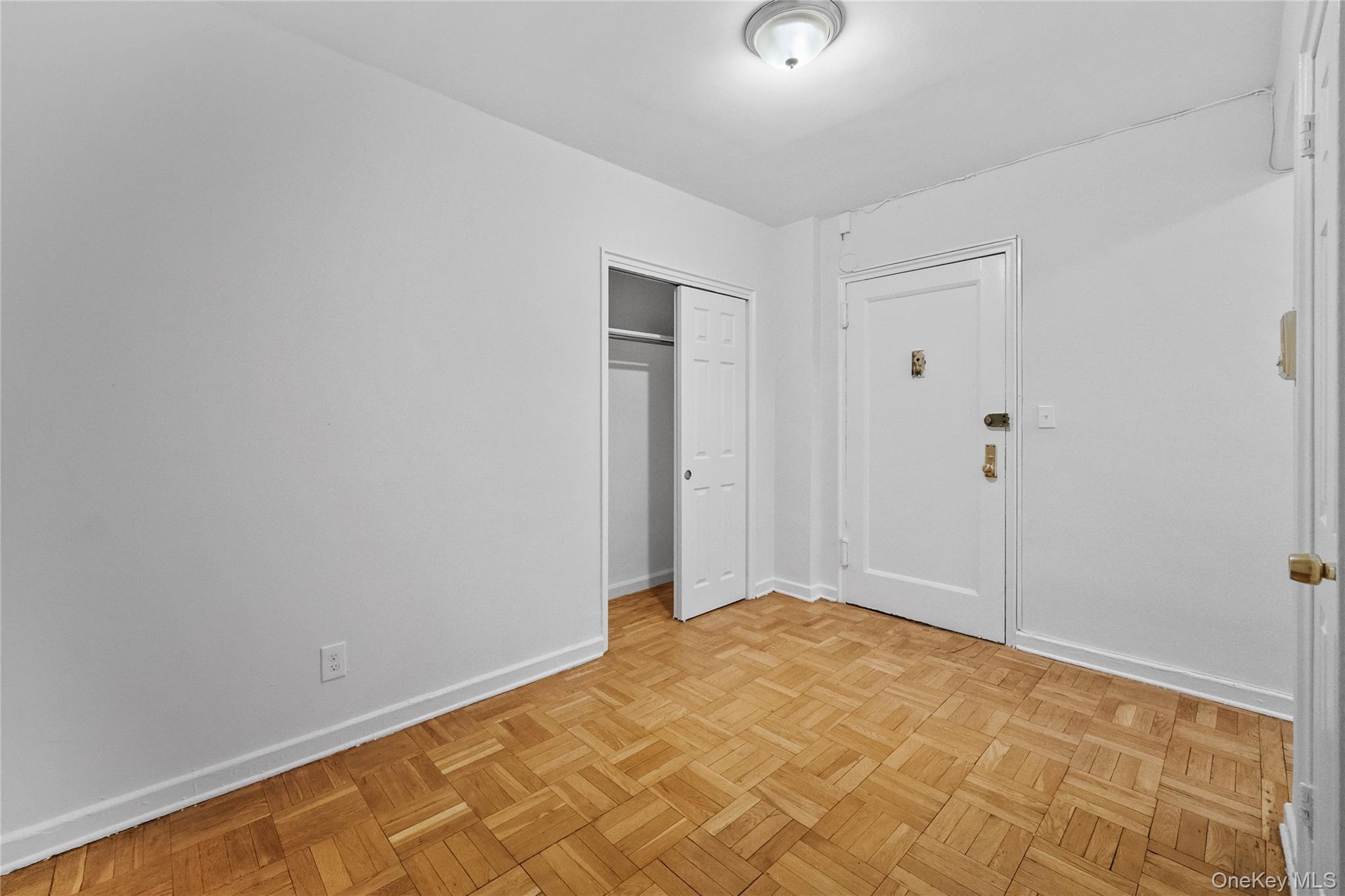 140 E Hartsdale Avenue 1L