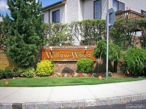 132 Laurel Lane Wantagh NY 11793
