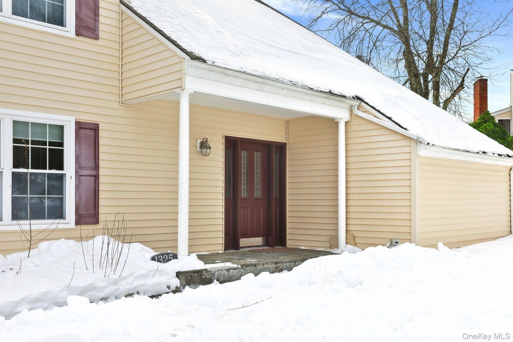 Photo of 1325 Quarry Drive, Yorktown Heights, NY 10547 (MLS # 958233)