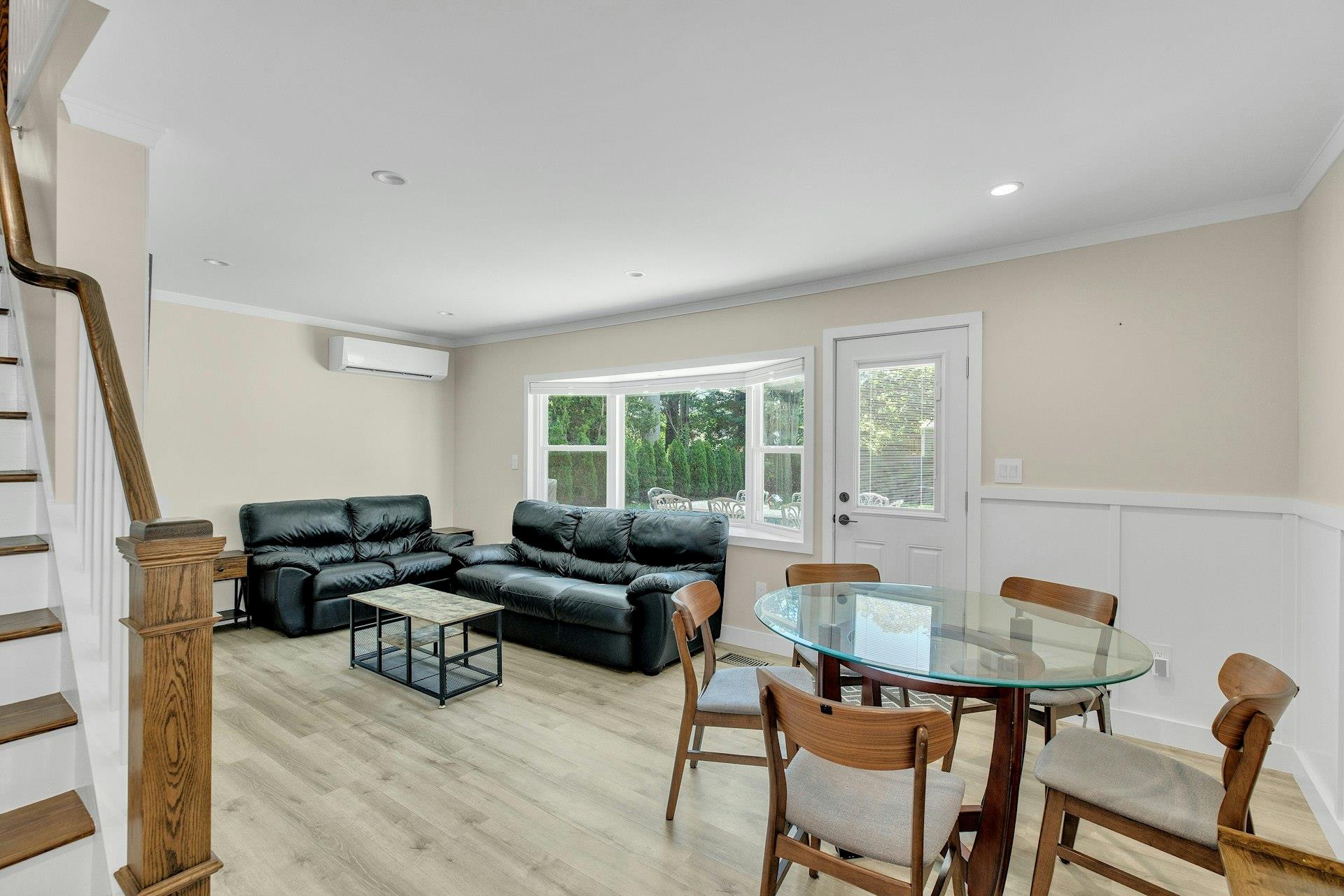 20 Robert Rd