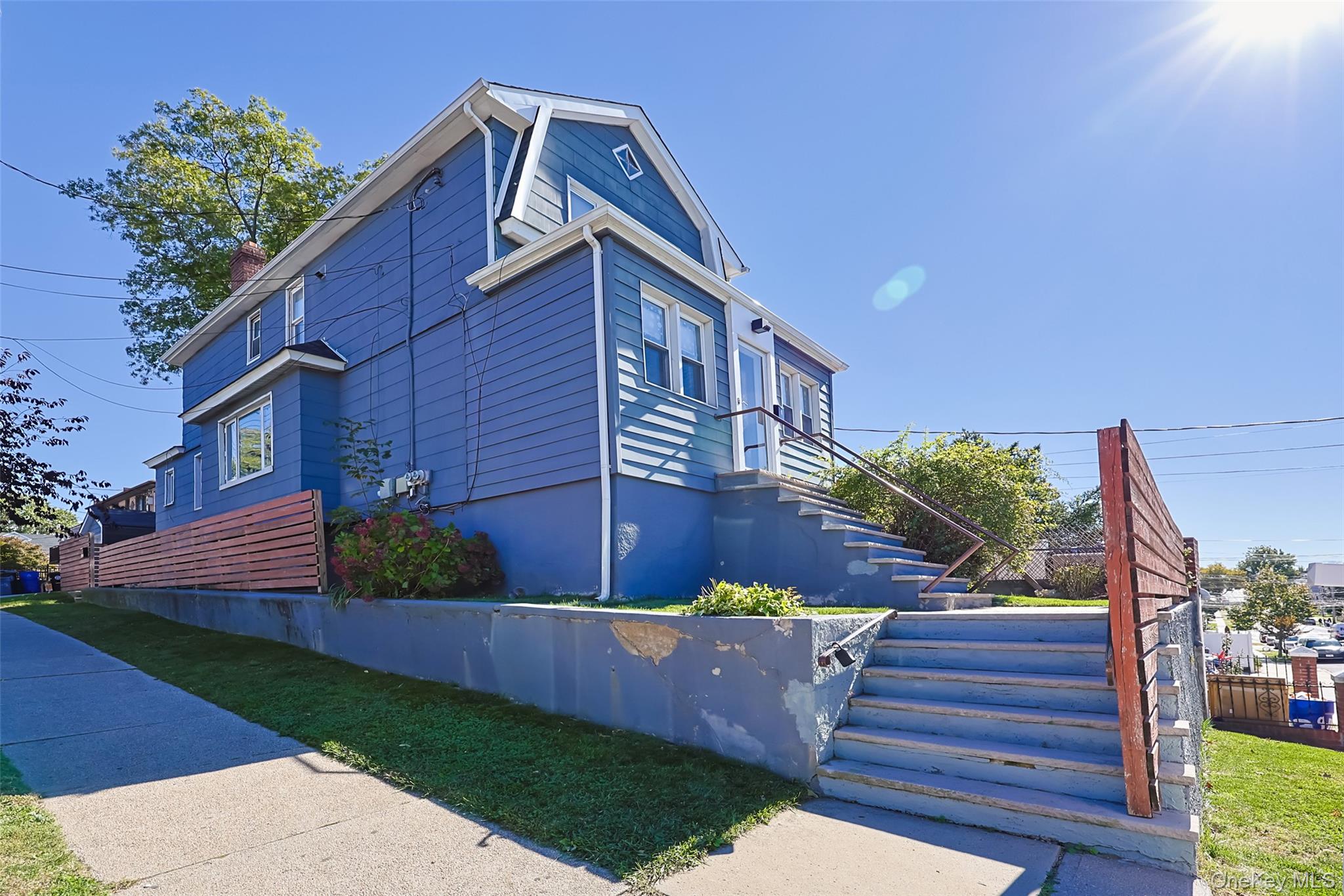 9-01 127 Street