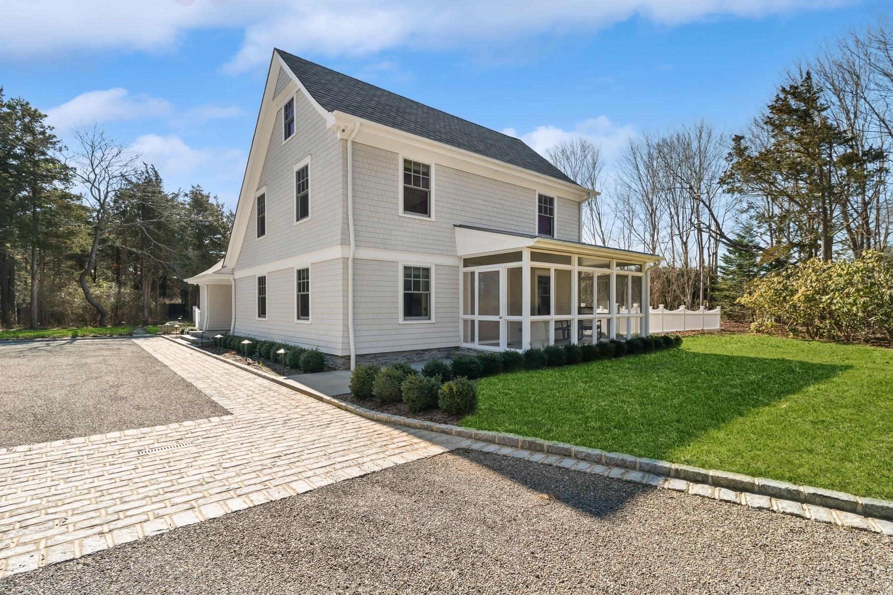 Club Lane, Remsenburg, Hamptons, NY - 4 Bedrooms  
4 Bathrooms - 