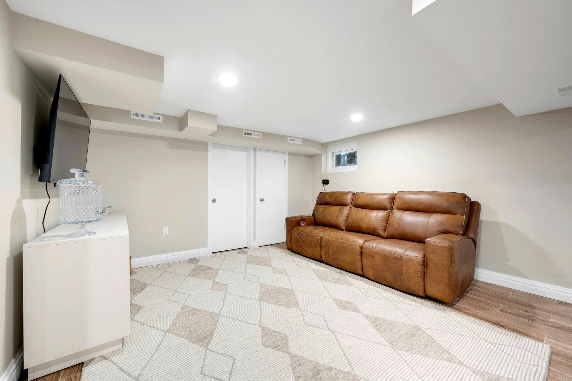 42 Gaby Lane, New Rochelle, New York image 30