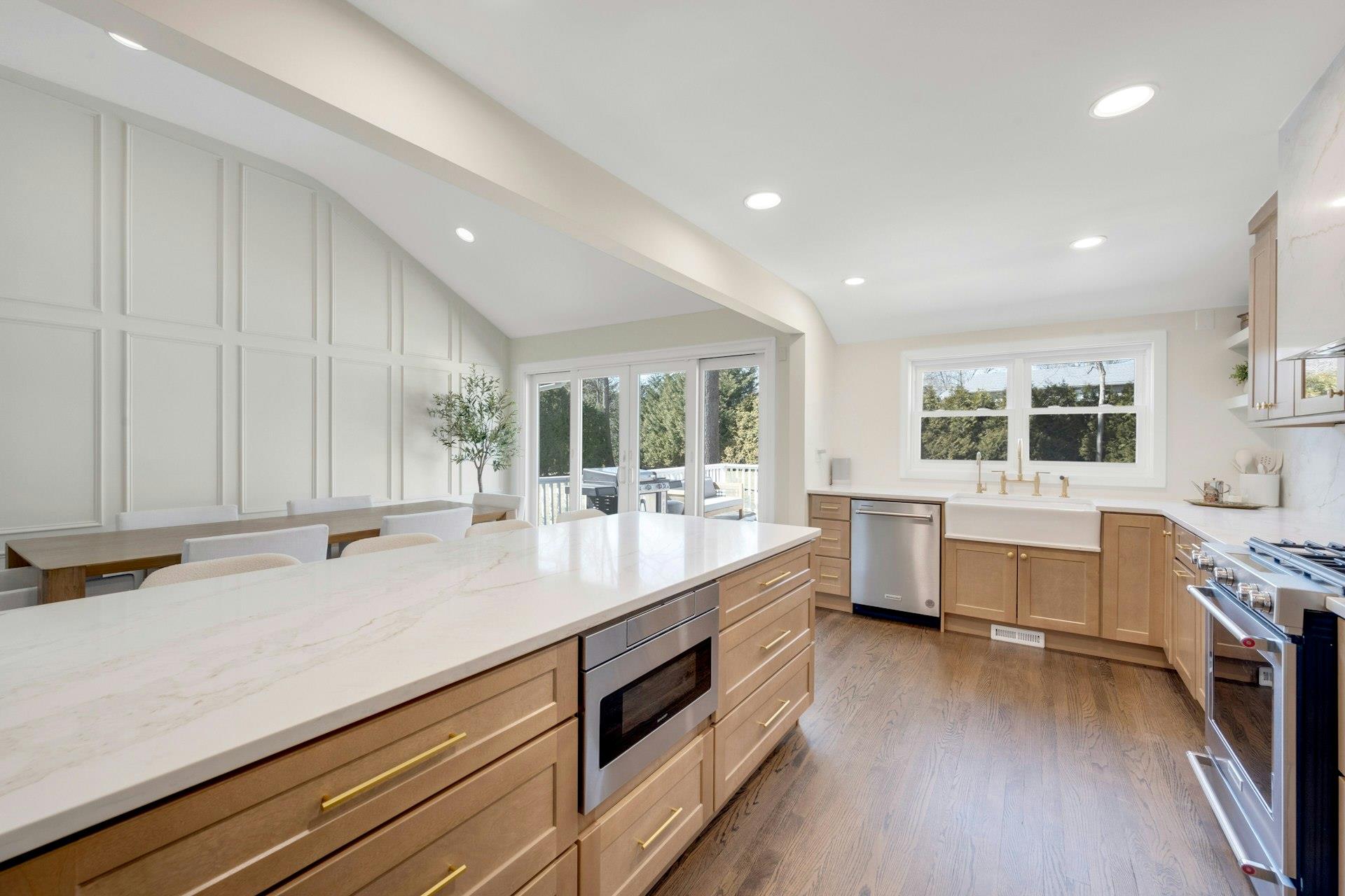 42 Gaby Lane, New Rochelle, New York image 15