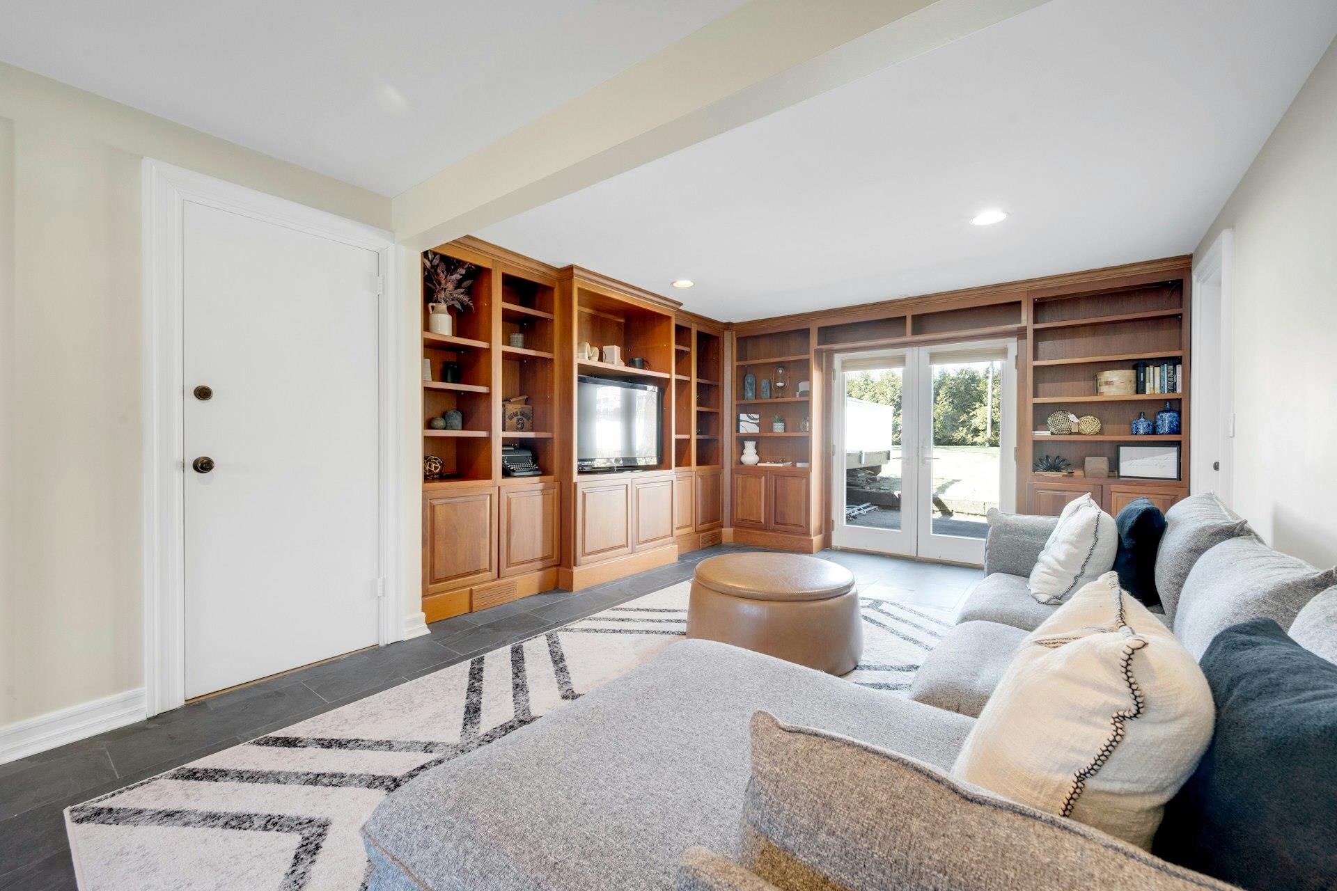 42 Gaby Lane, New Rochelle, New York image 19