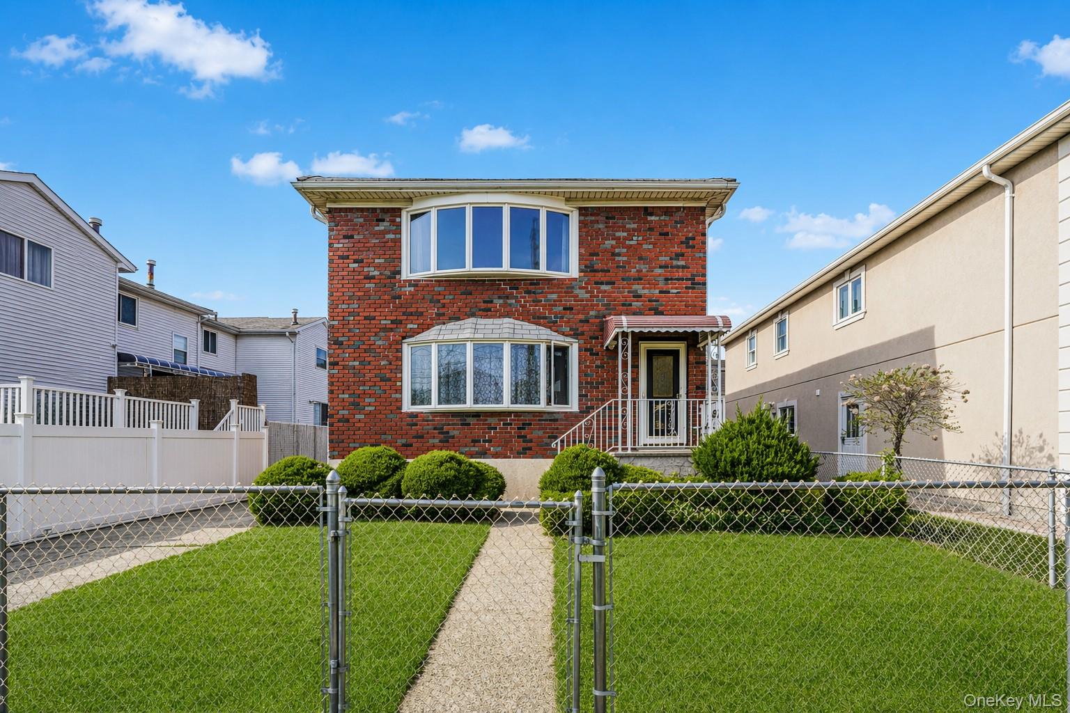 85 Cameron Avenue