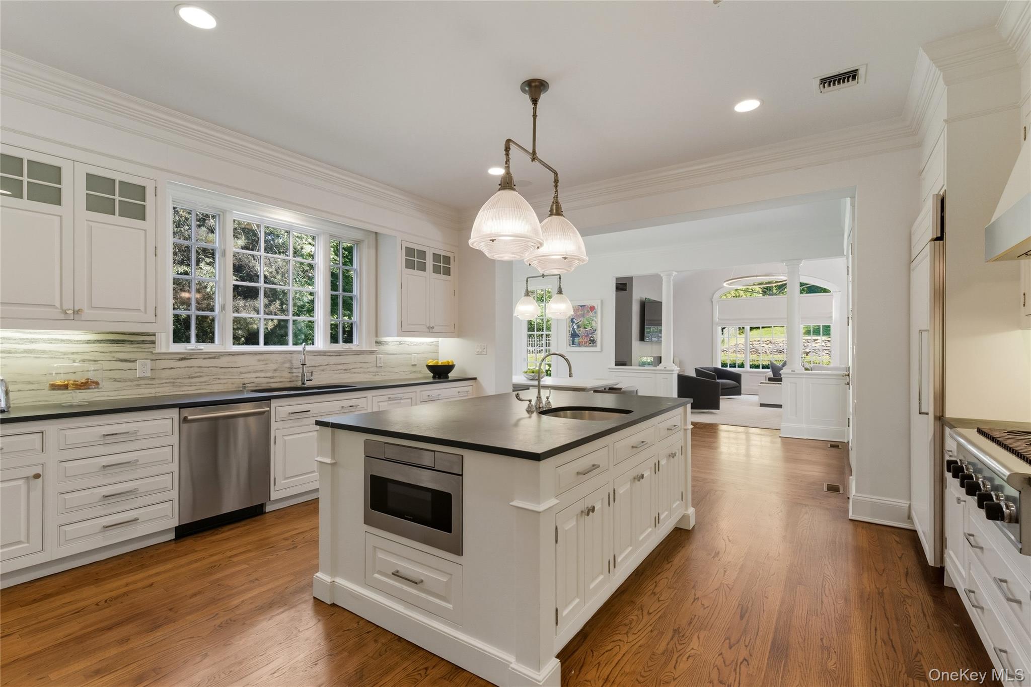 28 Sterling Lane