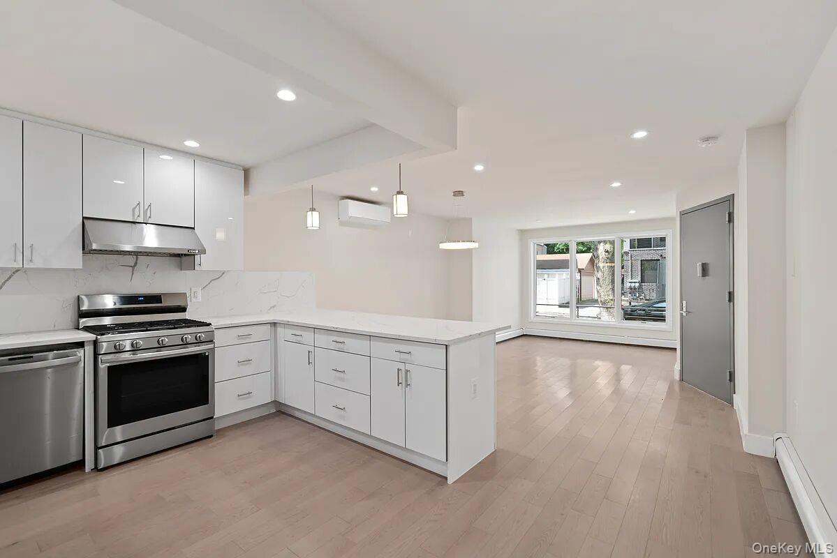19-25 22nd Road