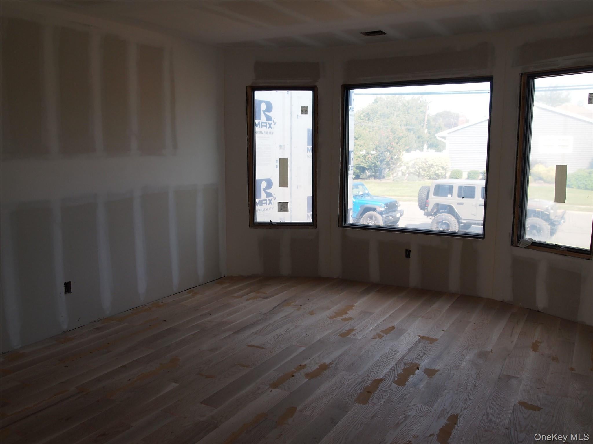 2 Skylark Road