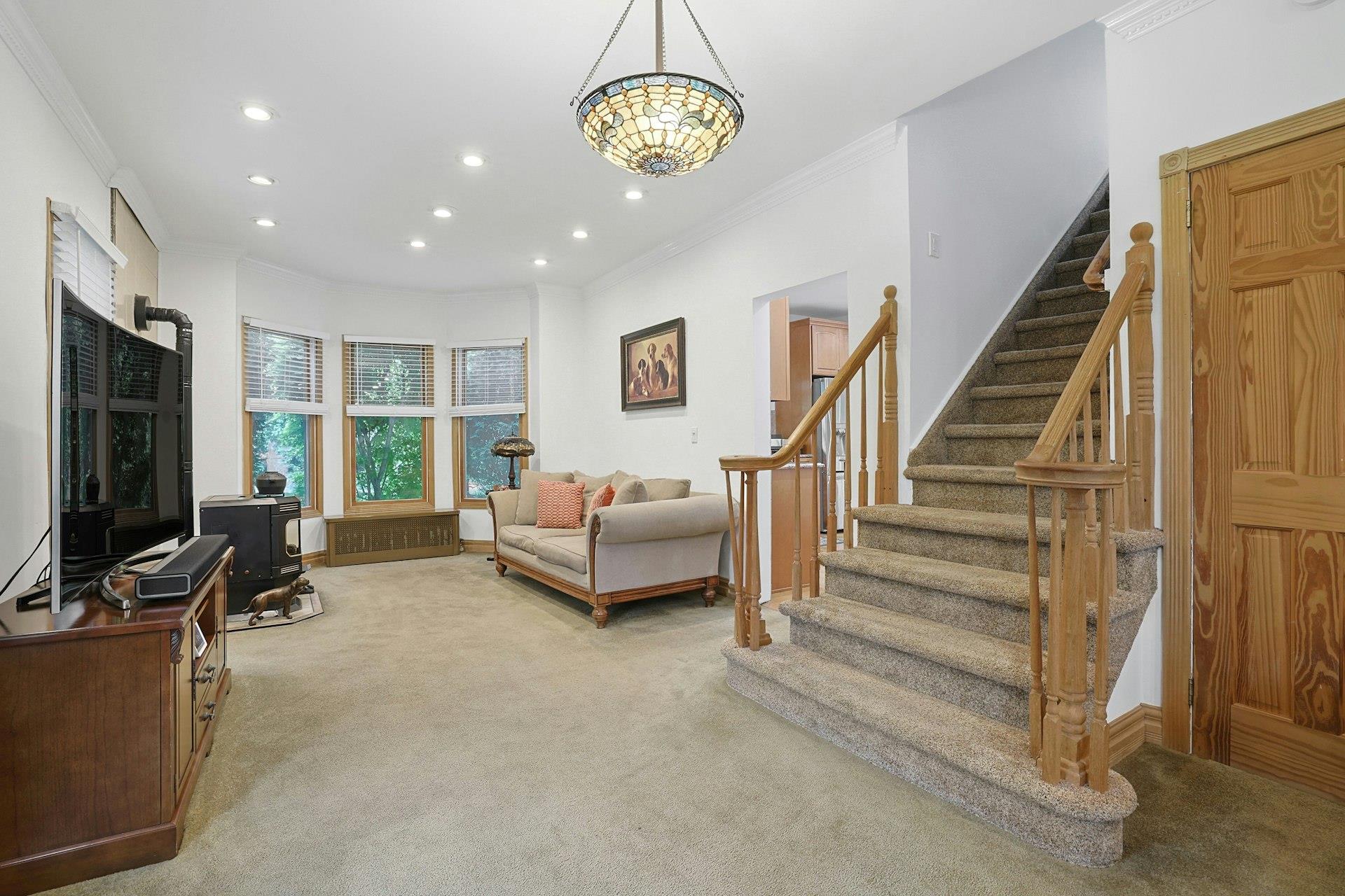 64 S Conger Avenue, Congers, New York image 23