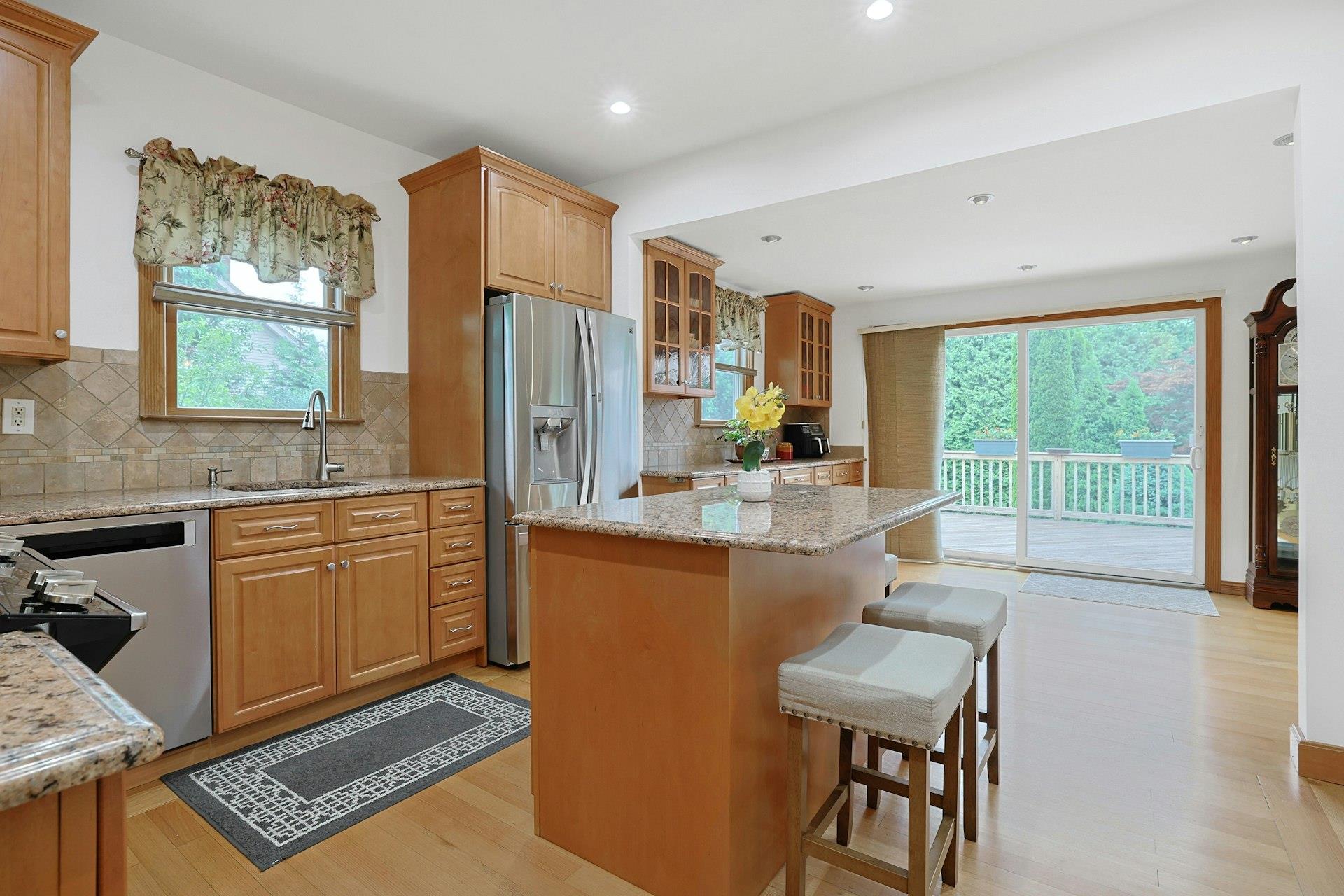 64 S Conger Avenue, Congers, New York image 12