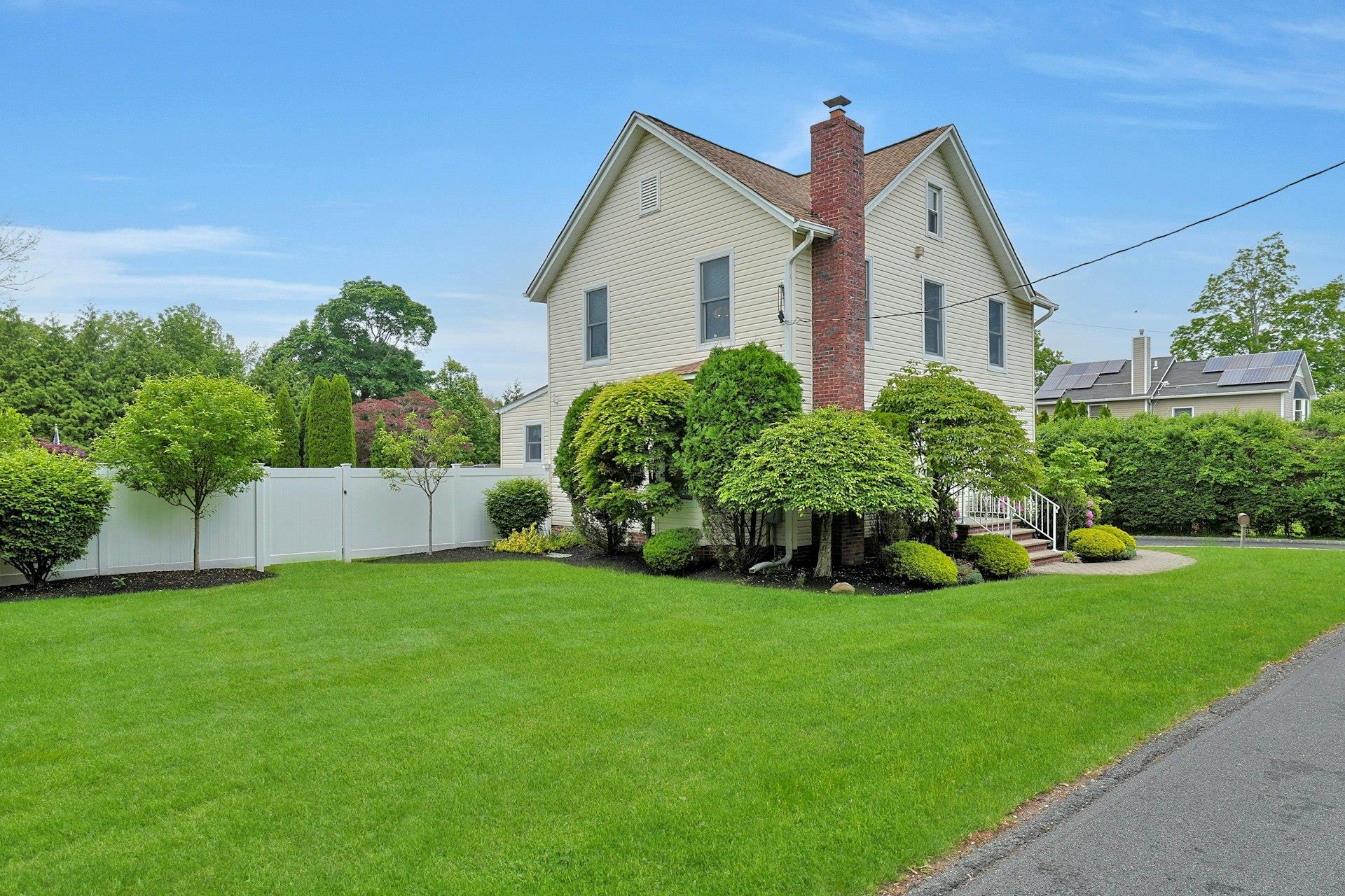 64 S Conger Avenue, Congers, New York image 11