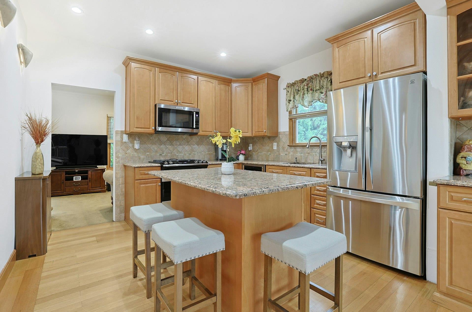 64 S Conger Avenue, Congers, New York image 13