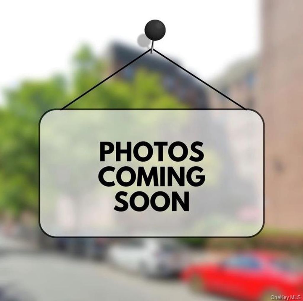 Photo of 220-02 Stronghurst Avenue #(Lower) 18-3, Queens Village, NY 11427 (MLS # 986945)