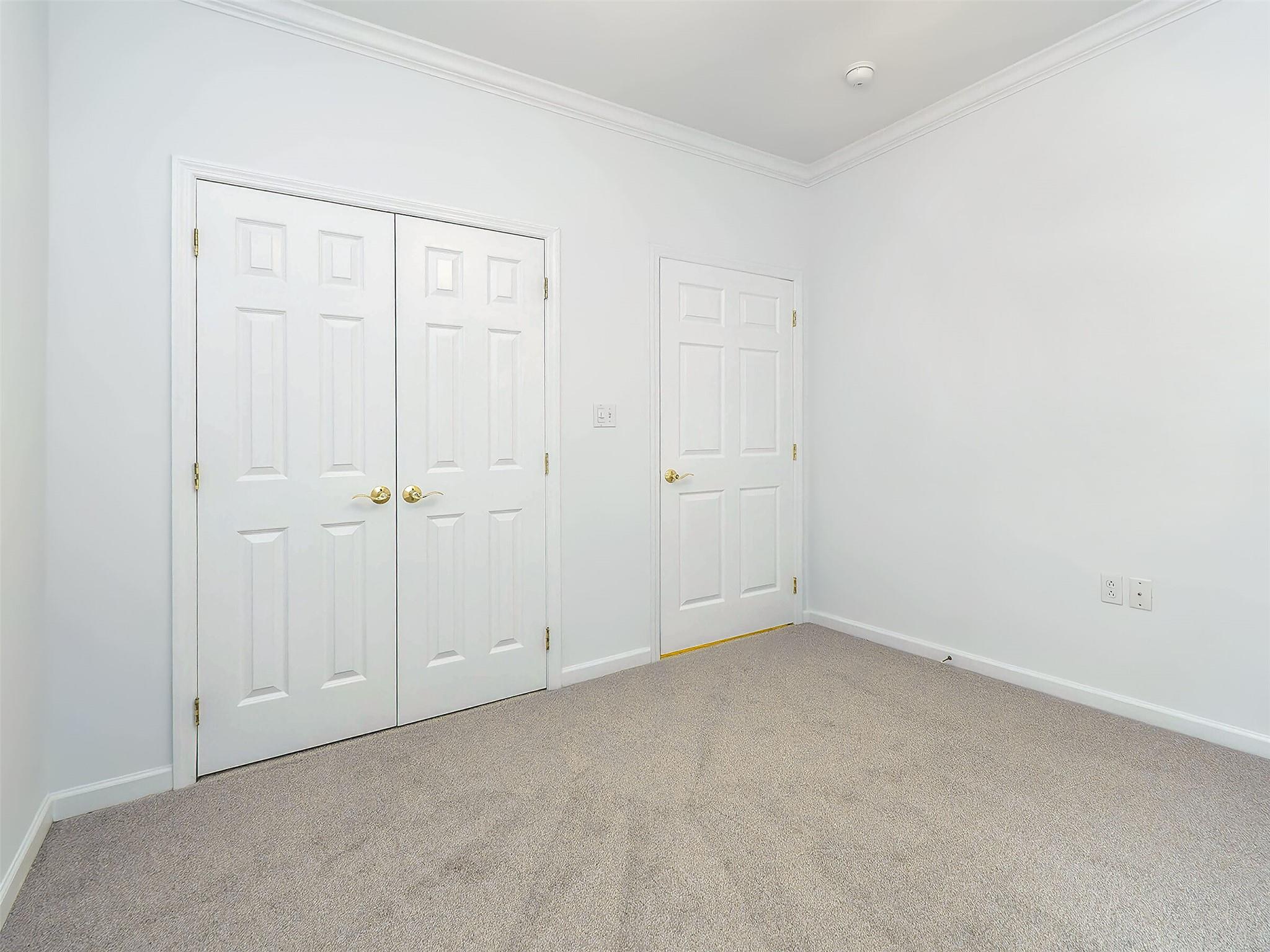 19 Miro Place Pl, Port Washington, New York image 12