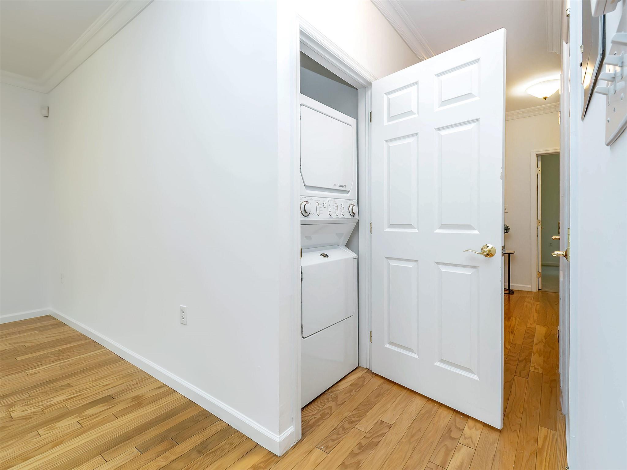 19 Miro Place Pl, Port Washington, New York image 10