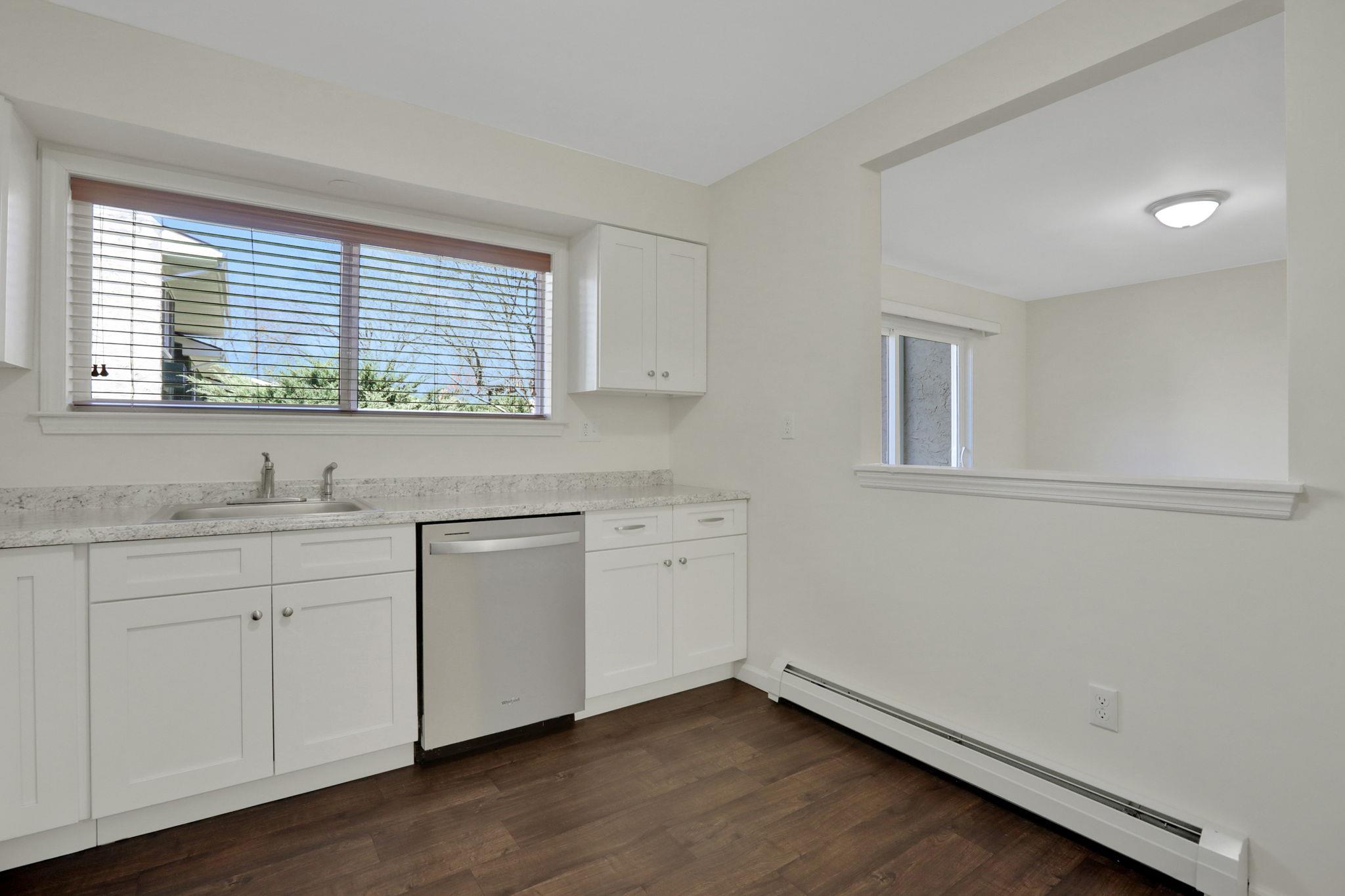 270 Coachlight Square, Montrose, New York image 13