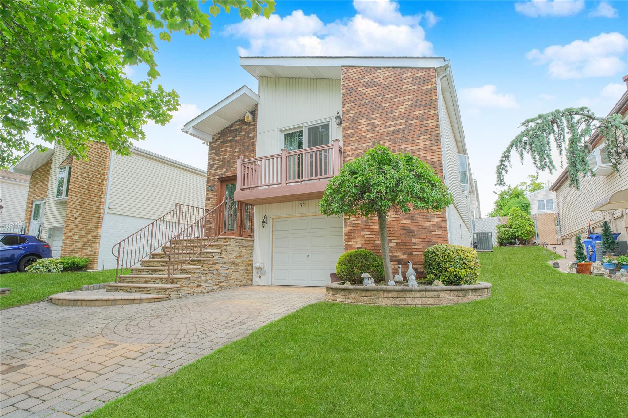 63 Dorval Avenue